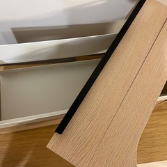 コンセントボックス　配線目隠しの画像