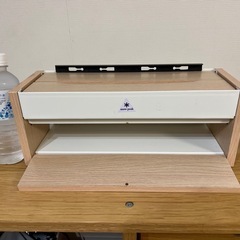 コンセントボックス　配線目隠しの画像