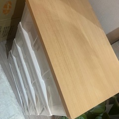 プラスティックの衣装ケース4段の画像