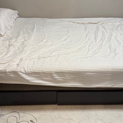 【渋谷】セミダブルのベッドの画像
