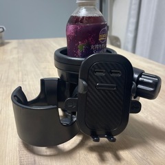 ベビーカーのドリンクホルダーの画像