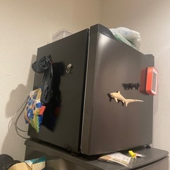 【ジャンク品】小型冷凍庫の画像