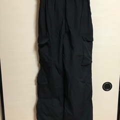 GU 黒　パンツの画像