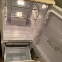 SHARP 冷蔵庫 の画像