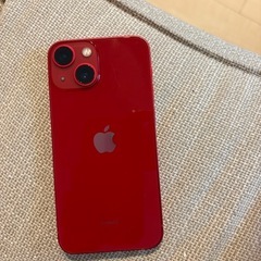 本体iPhone13miniレッド赤　の画像