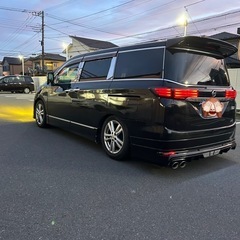 TE52 エルグランドの画像