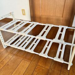 53. 【中古】伸縮式シンク下収納2段 排水管を避けて設置可能 棚板高さ13段階調整可能 少し汚れありの画像