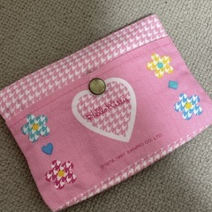 キティちゃんのティッシュケースです☺️の画像