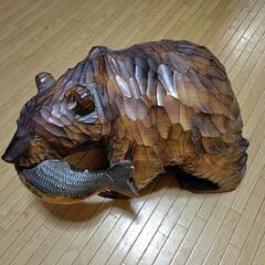 木彫りの熊の画像