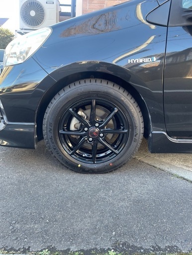 ワンシーズンのみ使用冬タイヤホイール4本セット