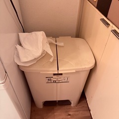 家具まとめて引き取って頂ける方の画像