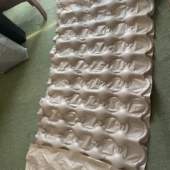 【介護用品】【未使用に近い】【お渡し後すぐ使用できます】床ずれ防止マットの画像