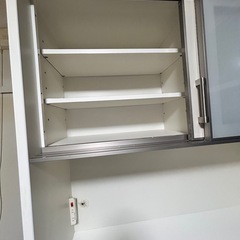 食器棚の画像