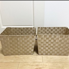 収納ケース　カゴの画像