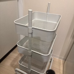 カゴサイズ30*40cm*3個、全体サイズ37*45*80cmの画像