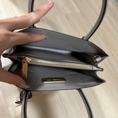 MICHEAL KORS ハンドバックの画像