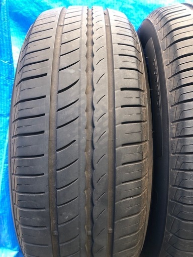 溝あり　PIRELLI    195/65/15  22年制　4本