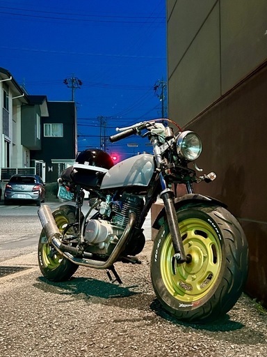 【交換歓迎】エイプ50 カフェレーサー風　OVERマフラー