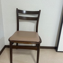 木製椅子　チェアの画像