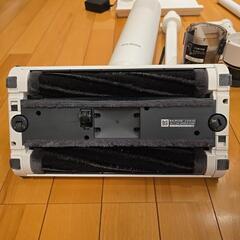 バルミューダ クリーナー 掃除機 BALMUDA C01A-WHの画像