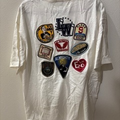『新品タグ付き』ワッペン Tシャツの画像