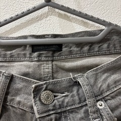 【試着のみ美品】ユニクロ デニム グレー 25の画像