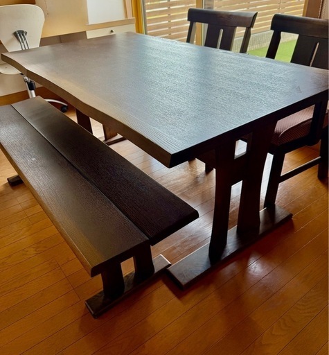 ダイニングセット、椅子2脚、ベンチ椅子1脚