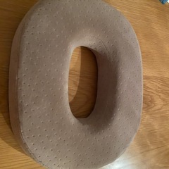ドーナッツクッション未使用の画像