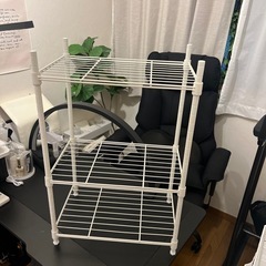 スチールラックとカゴセットの画像