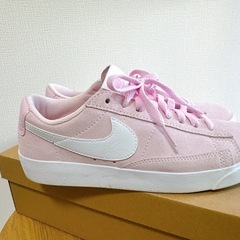 【NIKE】W BLAZER LOW SD/スウェード生地ローカットスニーカーの画像