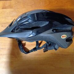 自転車 ヘルメット 小学生～大人用 BELL 53cm～60cmの画像