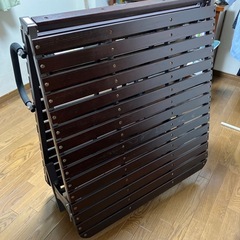 すのこ折りたたみベッドの画像