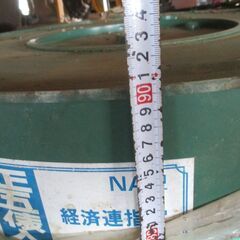 早い者勝ち!!　綺麗　近江産業　米 麦 貯蔵器　 NA型　正五俵入　300kg　米　穀物　備蓄　ニワトリ　エサ入れ　害虫　ネズミ　侵入防止の画像