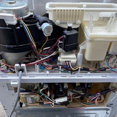 分解クリーニング・動作確認済み　シャープ　乾燥機能付き洗濯機　２０１３年式　８キロ
の画像