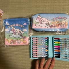 シナモンロール　文房具の画像