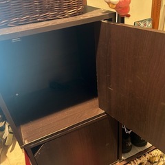 収納ボックス　木製　扉付き　2ケの画像
