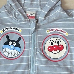 100 新品　アンパンマンの薄手パーカーの画像