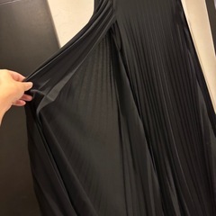 ブラックフォーマルロングドレスの画像