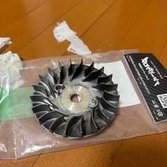 シグナスX3型　純正プーリー　ローラー付き！の画像