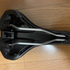 CONNECT COMFORT SADDLEと NUMEN+ UNICLIP TLの画像