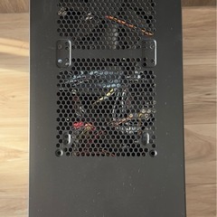 Intel Core i7-9700Kと搭載のゲーミングデスクトップPCの画像