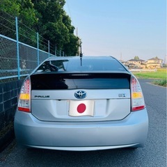 【8/30までの引き取り限定値下げ】26:9万お値段はコミコミ　トヨタプリウス 30シルバー［車検は21ヶ月]車検令和9年5月乗って帰る可能です。の画像