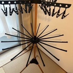 スタンド折りたたみ物干しの画像