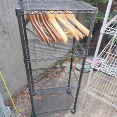 メタルラック　黒　キャスター付き　45✕30✕105センチほど