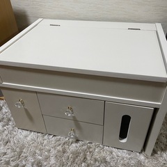 ドレッサー　ロータイプの画像
