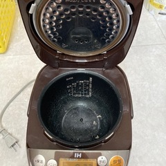 炊飯器あげます。取引先決定済の画像