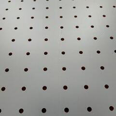 有孔ボード 58×42cm 穴ピッチ25mmの画像