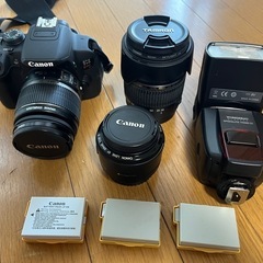 Canon  EOS  Kiss  X7i  ＋レンズ3本 ＋付属品多数の画像