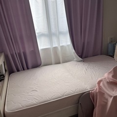 シングルベッドの画像