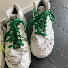 asics  バッシュ２３センチの画像